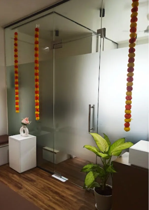 Dr. Clinic — interior detail